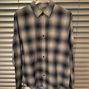 VINCE Men’s casual button down